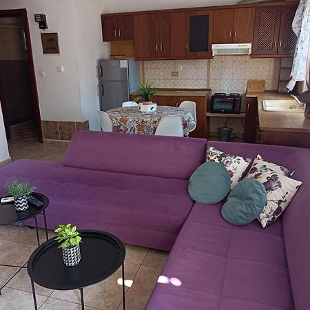 Blue Moon Accommodation Nea Michaniona Bagian luar foto