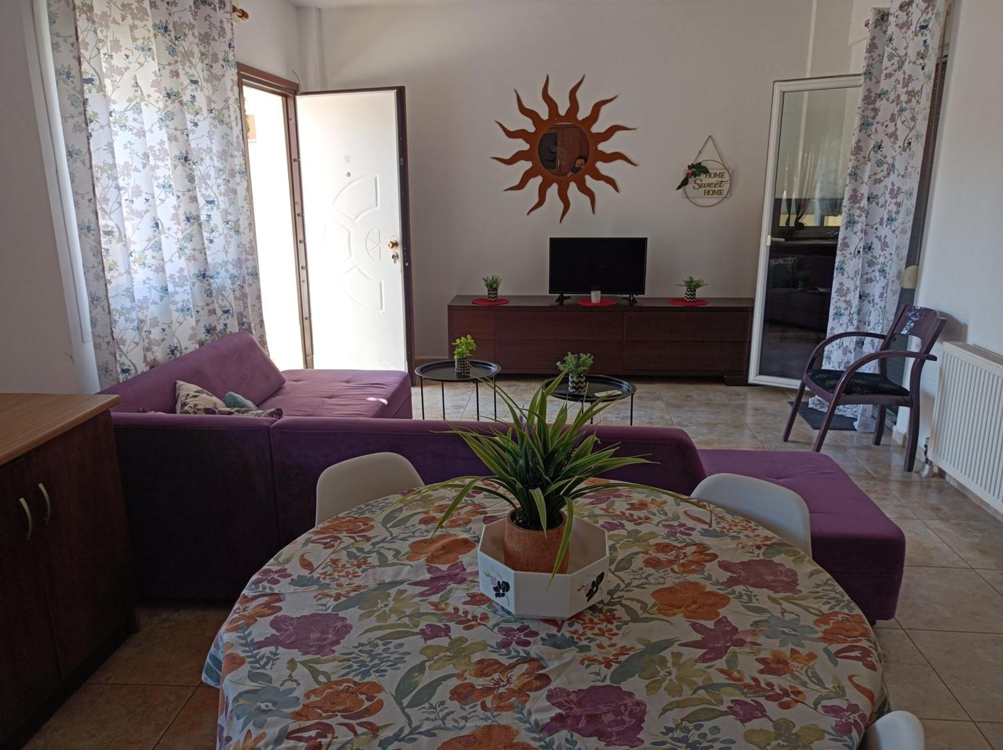 Blue Moon Accommodation Nea Michaniona Bagian luar foto